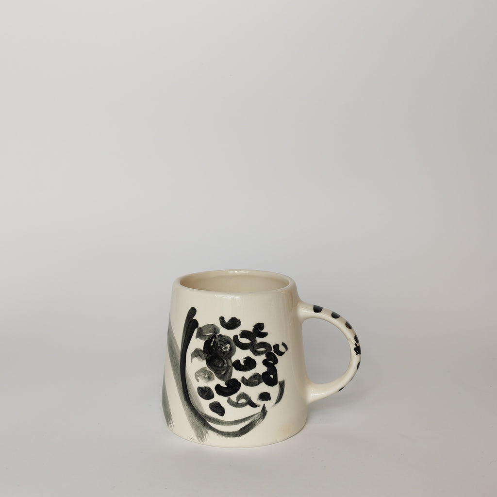 TAZZA SVASATA- AGAPANTHUS NERO
